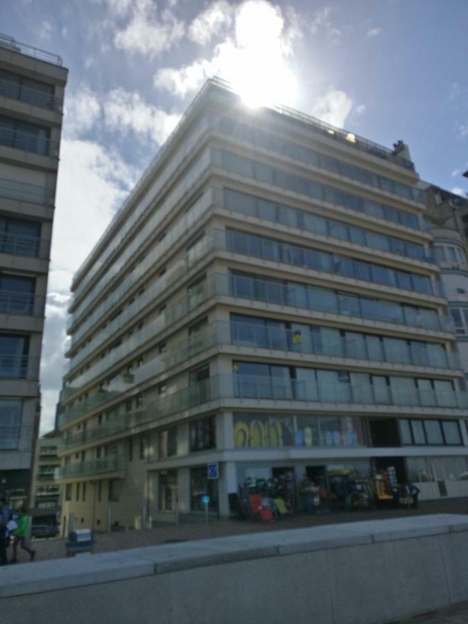 Wenduine Op Zeedijk Apartment Luaran gambar